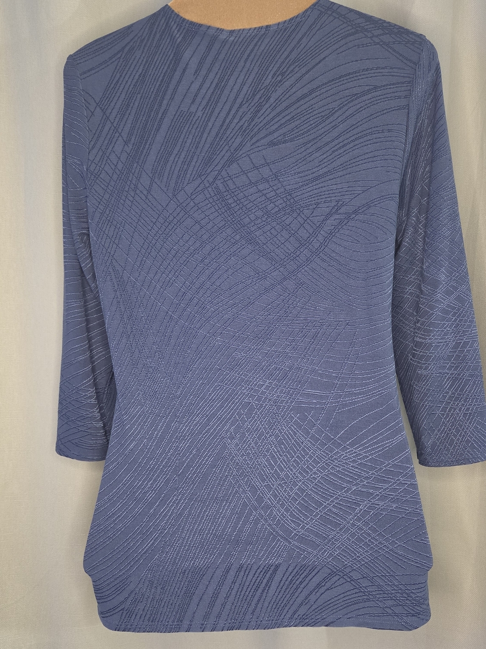 Chicos Women’s Asymmetrical Knot-Detail Top in Slate Blue Size Medium - Picture 3 of 9